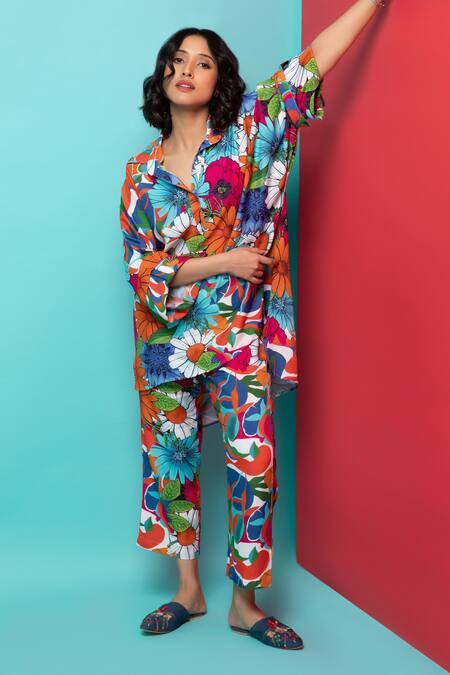 Rhe-Ana Orange Rayon Collared Abstract Floral Print Shirt And Pant Co-ord Set Online at Aza Fashions Rhe-Ana_Orange Rayon Collared Abstract Floral Print Shirt And Pant Co-ord Set _Online_at_Aza_Fashions