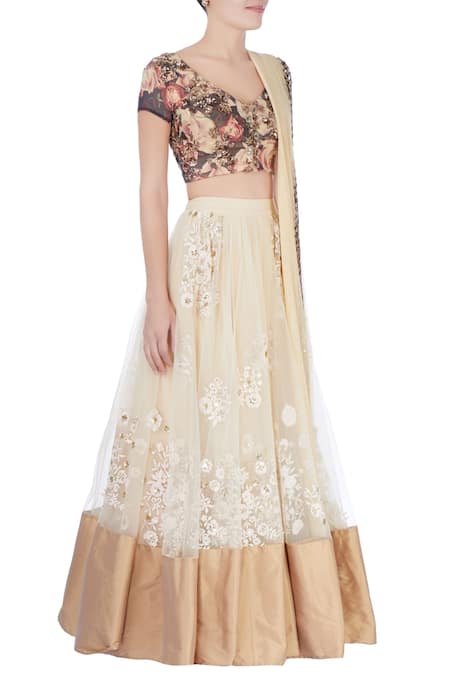 Astha Narang Beige Floral, Thread Work V Neck Embroidered Lehenga Set Online at Aza Fashions Astha Narang_Beige Floral, Thread Work V Neck Embroidered Lehenga Set_Online_at_Aza_Fashions