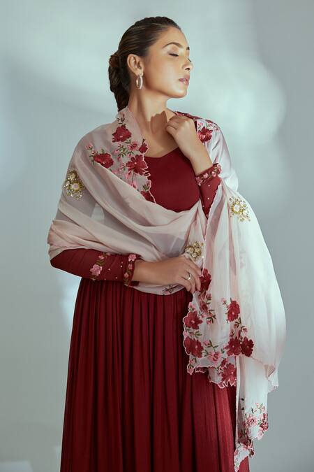 Buy_Suruchi Parakh_Maroon Dupatta Organza, Georgette Crepe, Lining Shantoon Pleated Anarkali Set _Online_at_Aza_Fashions
