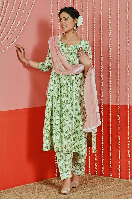 Myaara Green Cotton, Kota Doria Lace, Piping Split Hand Block Rose Print Kurta Pant Set at Aza Fashions Myaara_Green Cotton, Kota Doria Lace, Piping Split Hand Block Rose Print Kurta Pant Set _at_Aza_Fashions