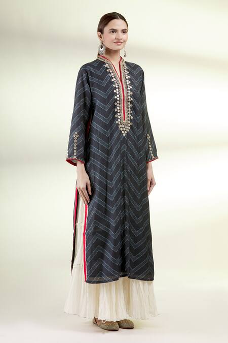 Gopi Vaid Black Cotton Silk V Neck Embroidered Tunic And Sharara Set Online at Aza Fashions Gopi Vaid_Black Cotton Silk V Neck Embroidered Tunic And Sharara Set _Online_at_Aza_Fashions