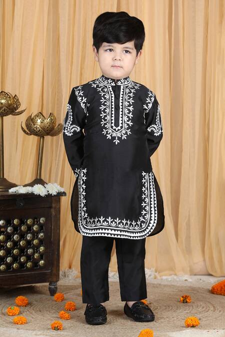 The Little Celebs_Black Silk Embroidery Thread Kurta Set _Online_at_Aza_Fashions