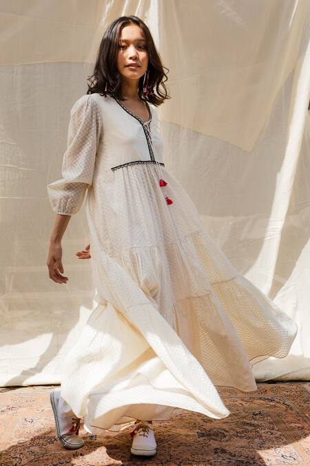 Nikasha White Cutwork Chanderi Leaf Neck Tiered Dress Online at Aza Fashions Nikasha_White Cutwork Chanderi Leaf Neck Tiered Dress _Online_at_Aza_Fashions