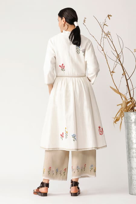 Shop Payal Pratap White Linen Embroidered Jacket at Aza Fashions Shop_Payal Pratap_White Linen Embroidered Jacket _at_Aza_Fashions