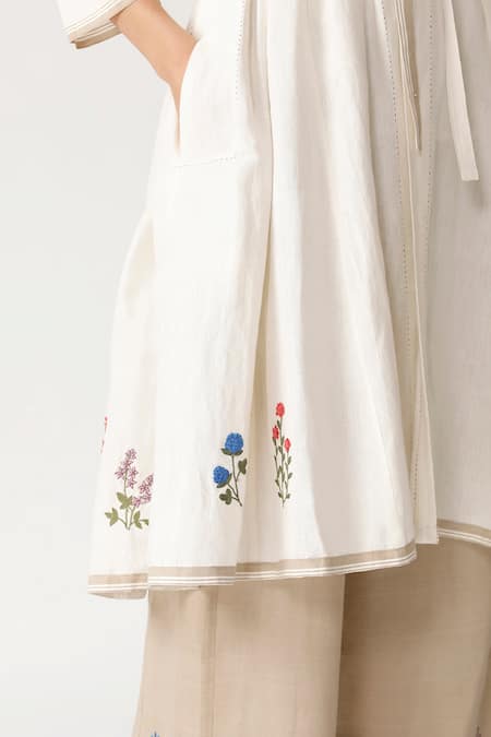 Payal Pratap White Linen Embroidered Jacket at Aza Fashions Payal Pratap_White Linen Embroidered Jacket _at_Aza_Fashions