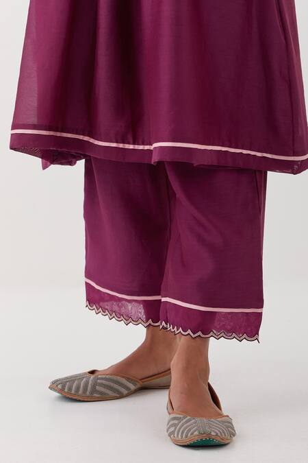 Buy Amisha Kothari Wine Chanderi , Organza Embroidery Baghban Pintuck Bodice Kurta Set Buy_Amisha Kothari_Wine Chanderi , Organza Embroidery Baghban Pintuck Bodice Kurta Set