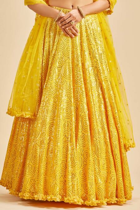 Nitika Gujral Yellow Blouse And Dupatta Net & Lehenga Georgette Geometric Pattern Set Online at Aza Fashions Nitika Gujral_Yellow Blouse And Dupatta Net & Lehenga Georgette Geometric Pattern Set _Online_at_Aza_Fashions