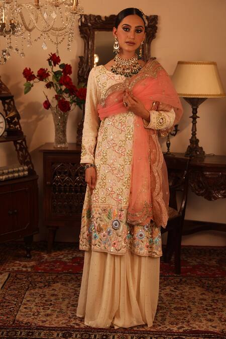 Buy_Ruh Clothing_White Georgette Round Chikankari Embroidered Kurta Set _Online_at_Aza_Fashions