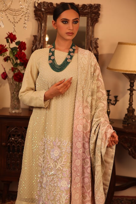 Ruh Clothing_Green Georgette Boat Chikankari Embroidered Kurta Set _at_Aza_Fashions