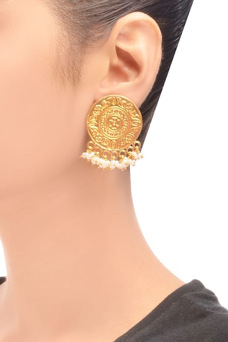Shop Sangeeta Boochra Gold Plated Earrings With Pearls at Aza Fashions Shop_Sangeeta Boochra_Gold Plated Earrings With Pearls _at_Aza_Fashions