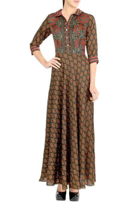 Soup By Sougat Paul_Brown Crepe Spread Collar Printed Maxi Dress_Online_at_Aza_Fashions