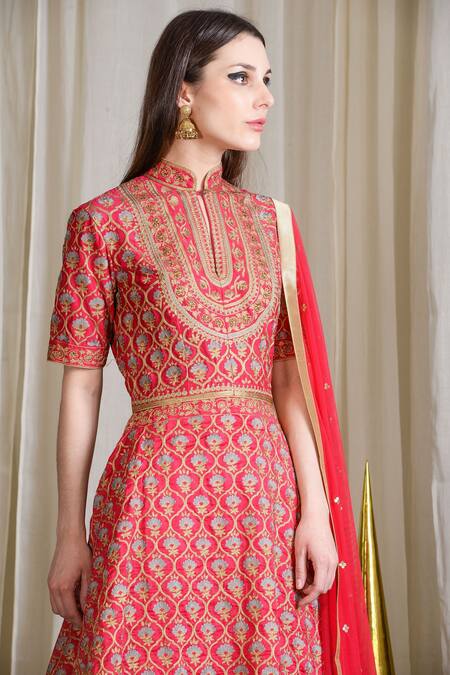 Sahil Kochhar_Red Chanderi Embroidered Thread Work Keyhole Kurta Set _Online_at_Aza_Fashions