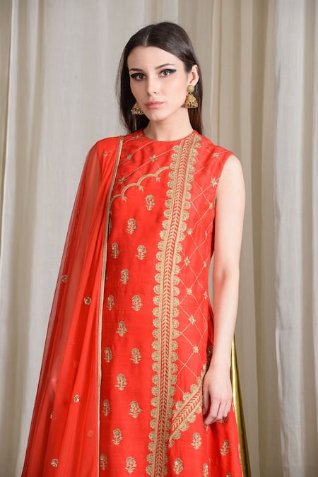 Sahil Kochhar_Orange Chanderi Embroidered Floral Jewel Neck Kurta Set _Online_at_Aza_Fashions