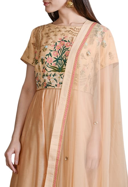Sahil Kochhar_Beige Chanderi Embroidered Floral Round Neck Kurta Set _Online_at_Aza_Fashions