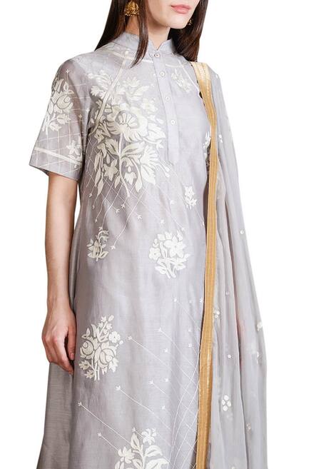 Sahil Kochhar_Grey Chanderi Floral Motifs Mandarin Collar Asymmetrical Kurta Set_Online_at_Aza_Fashions