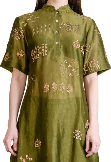 Sahil Kochhar_Green Chanderi Embroidered Floral Mandarin Collar Asymmetrical Kurta _Online_at_Aza_Fashions