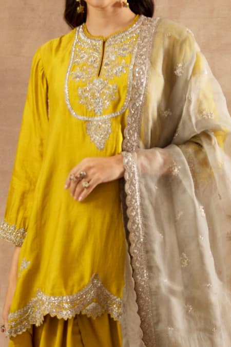 Jayanti Reddy_Yellow Silk, Organza Zardozi Round Floral Embroidered Tunic Dhoti Pant Set _Online_at_Aza_Fashions