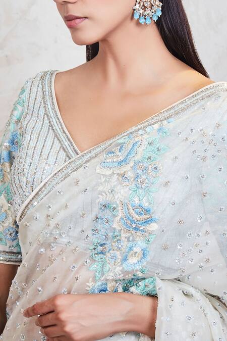 Shop_Sue Mue_White Organza Resham And Sequin V Neck Embroidered Saree With Blouse _Online_at_Aza_Fashions