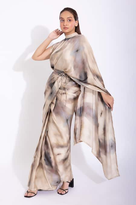 Buy_Studio Surbhi_Cream Georgette, Satin Piping Round Neck Digital Print Pre-stitched Saree Set _Online_at_Aza_Fashions