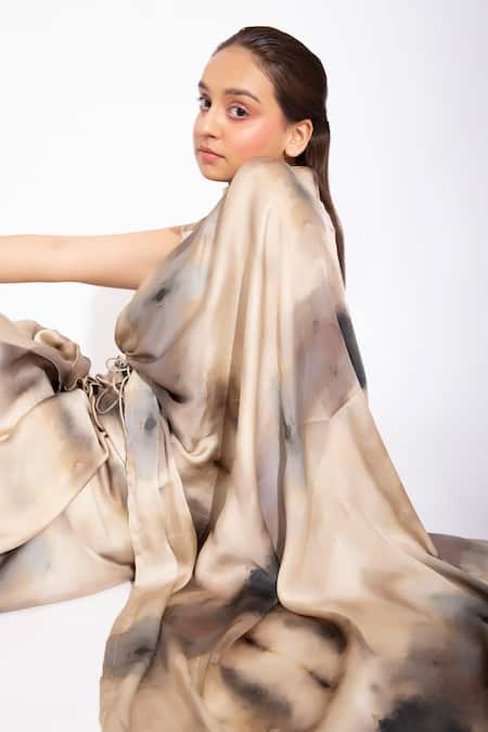 Shop_Studio Surbhi_Cream Georgette, Satin Piping Round Neck Digital Print Pre-stitched Saree Set _Online_at_Aza_Fashions