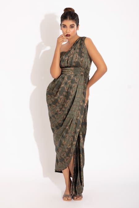 Studio Surbhi_Green Georgette, Satin Piping One Shoulder Abstract Print Saree Gown _Online_at_Aza_Fashions