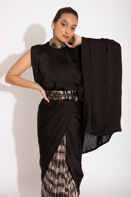 Buy_Studio Surbhi_Blue Georgette, Satin Cut Work, Pre-stitched Saree With Illusion Print Blouse_Online_at_Aza_Fashions