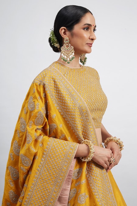 Buy_Sheetal Batra_Yellow Raw Silk Round Aatifa Bridal Lehenga Set_Online_at_Aza_Fashions