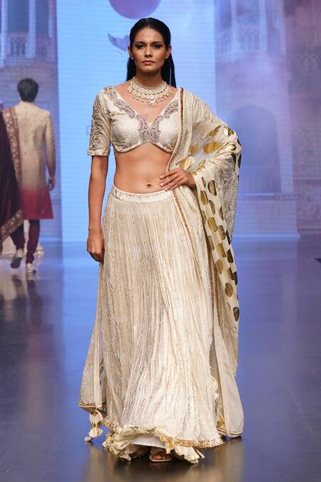 Soniya G_Ivory Pure Silk Blend And Embroidery Foil V Neck Lehenga Set _Online_at_Aza_Fashions
