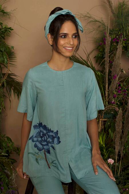 Samatvam By Anjali Bhaskar Blue Cotton, Aloe Vera Fabric Round Hand Embroidered Pant Set Online at Aza Fashions Samatvam By Anjali Bhaskar_Blue Cotton, Aloe Vera Fabric Round Hand Embroidered Pant Set _Online_at_Aza_Fashions