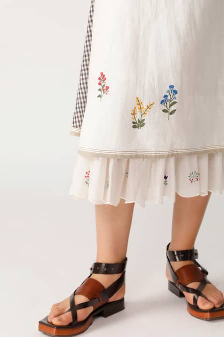 Payal Pratap Beige Linen Round Tunic at Aza Fashions Payal Pratap_Beige Linen Round Tunic _at_Aza_Fashions