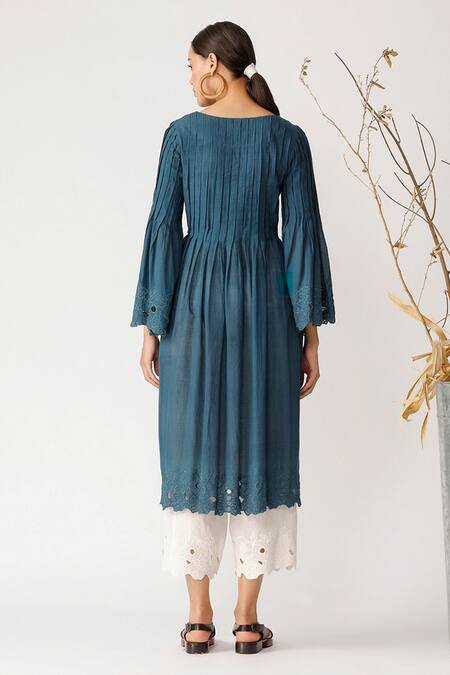 Shop Payal Pratap Green Cotton Round Pleated Tunic at Aza Fashions Shop_Payal Pratap_Green Cotton Round Pleated Tunic _at_Aza_Fashions