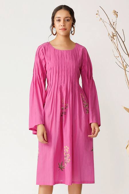 Buy Payal Pratap Pink Handloom Cotton Linen Round Tunic Online at Aza Fashions Buy_Payal Pratap_Pink Handloom Cotton Linen Round Tunic _Online_at_Aza_Fashions