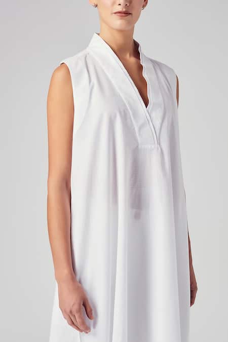 Shop_Rajesh Pratap Singh_White Cotton Checks V Neck Kosa Tunic _Online_at_Aza_Fashions