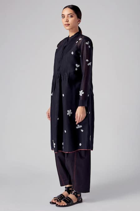 Buy_Rajesh Pratap Singh_Black Glass Cotton Hand-block Floral Motifs Mandarin Collar Unai Printed Tunic _Online_at_Aza_Fashions