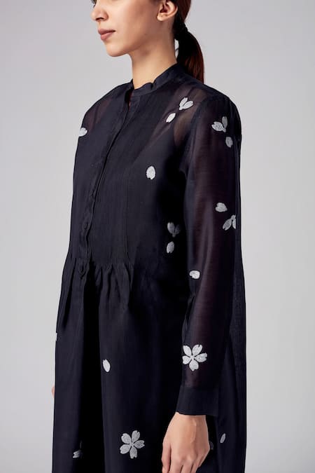 Rajesh Pratap Singh_Black Glass Cotton Hand-block Floral Motifs Mandarin Collar Unai Printed Tunic _at_Aza_Fashions