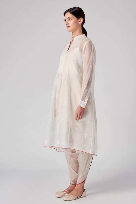 Buy_Rajesh Pratap Singh_White Glass Cotton Hand-block Floral Motifs Mandarin Collar Unai Printed Tunic _Online_at_Aza_Fashions