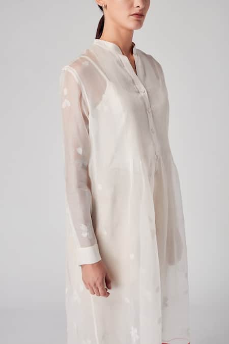 Rajesh Pratap Singh_White Glass Cotton Hand-block Floral Motifs Mandarin Collar Unai Printed Tunic _at_Aza_Fashions