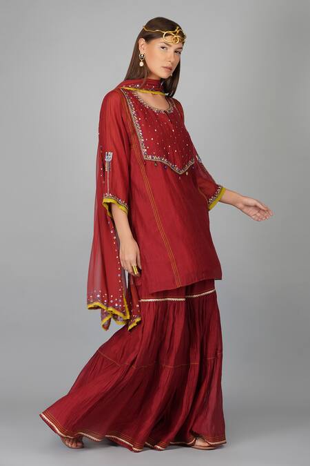 Shop_Devyani Mehrotra_Red Chanderi 40grm Embroidered Sequins U Neck Flower Garnet Kurta Gharara Set_Online_at_Aza_Fashions