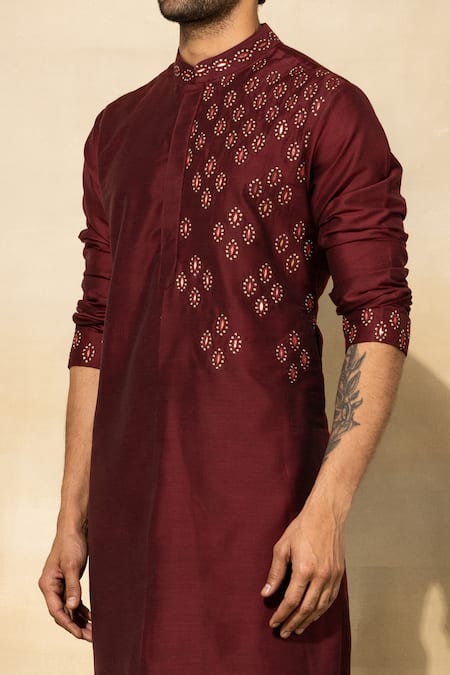 Diyarajvvir Maroon , Satin Embroidery Fish Eye Acrylic Kurta Set Online at Aza Fashions Diyarajvvir_Maroon , Satin Embroidery Fish Eye Acrylic Kurta Set _Online_at_Aza_Fashions