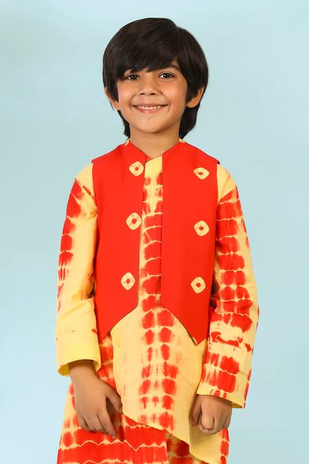 Cute Couture_Red , Satin Embroidery Shibori Bandhani Kurta Set _Online_at_Aza_Fashions