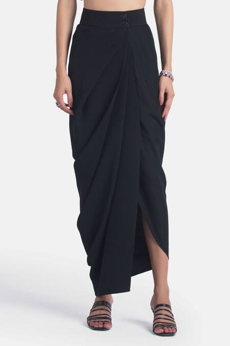 431-88 By Shweta Kapur_Black Jersey Shimmer Pleated Draped Skirt_Online_at_Aza_Fashions