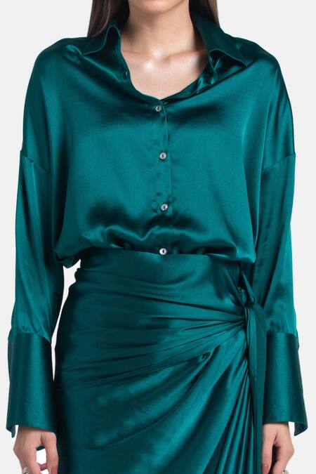 431-88 By Shweta Kapur Green Silk Satin Stones Collared Star Luxe Button Down Shirt Online at Aza Fashions 431-88 By Shweta Kapur_Green Silk Satin Stones Collared Star Luxe Button Down Shirt_Online_at_Aza_Fashions