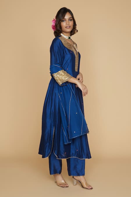 Shop_Label Niti Bothra_Blue Silk Pitta, Marodi Keyhole Neck And Sleeves Kurta Set _Online_at_Aza_Fashions
