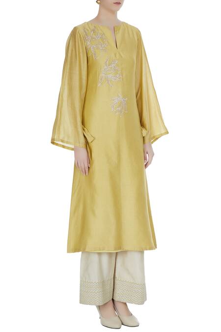 Shruti Ranka Yellow Chanderi Silk Notched Kurta And Palazzo Set Online at Aza Fashions Shruti Ranka_Yellow Chanderi Silk Notched Kurta And Palazzo Set_Online_at_Aza_Fashions