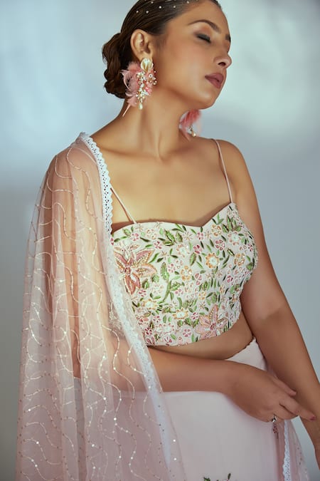 Shop Suruchi Parakh Green Floral Sequin, Thread And Bead Work Sweetheart Neck Embroidered Lehenga Set Online at Aza Fashions Shop_Suruchi Parakh_Green Floral Sequin, Thread And Bead Work Sweetheart Neck Embroidered Lehenga Set _Online_at_Aza_Fashions