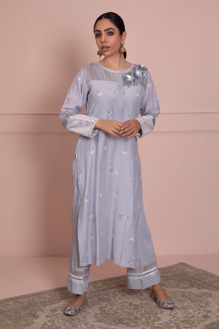 Ruh Clothing Chikankari Kurta & Pant Set 