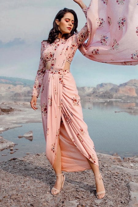 Buy_Pasha India_Pink Linen Floral Print Round Pre-draped Saree With Blouse 