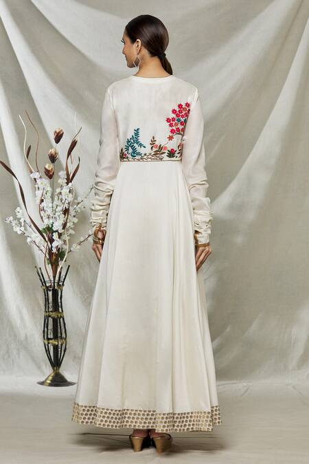 Shop Rohit Bal White Embroidered Floral Round Gathered Sleeve Anarkali Set at Aza Fashions Shop_Rohit Bal_White Embroidered Floral Round Gathered Sleeve Anarkali Set_at_Aza_Fashions
