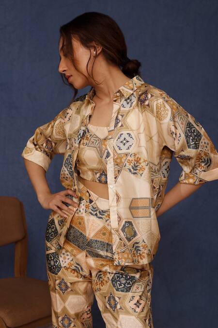 Chokhi Chorri_Beige Silk Collared Damsa Moroccan Shirt _Online_at_Aza_Fashions