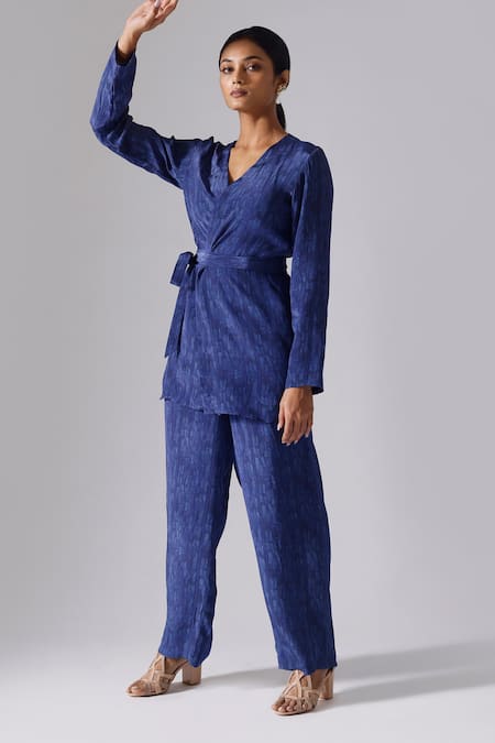 Buy_KLAD_Blue Printed Abstract Round Jacket Pant Set_Online_at_Aza_Fashions